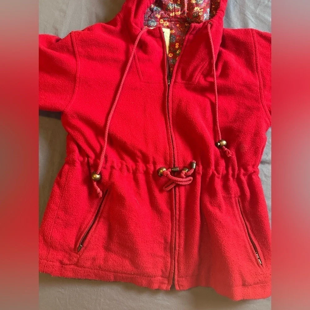 Girls GAP Authentic Vintage Red Coat with Hood and Drawstring Waist Size Medium